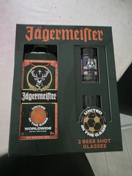 Набор ликер Jagermeister (+2 шота 40 мл) 0.7 л 35% World Cup (4067700013019W) фото от покупателей 1