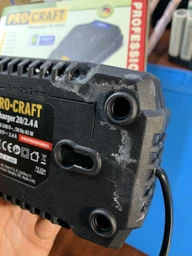 Зарядное устройство ProCraft Charger 20/2.4 А (030291) фото от покупателей 2