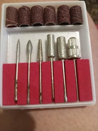 Фрезер для маникюра Nail Drill DM-202 на 65 Вт, 35000 об/мин красный фото от покупателей 1
