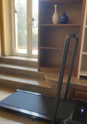 Бігова доріжка для ходьби для дому офісу тренажер для бігу ходьби кардіотренувань складна портативний килимок з дисплеєм пультом тримачем для телефону фітнес-доріжки для спорту фото від покупців 12