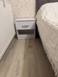 Тумба приліжкова 38*29*41 см ДСП Білий