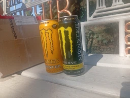 Напій енергетичний Monster White Pineapple 500 мл