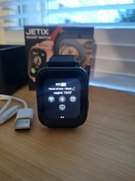 Умные детские GPS часы-телефон JETIX DF100 Pro Kids с виброзвонком, 4G видеозвонком и фонариком (Blue) фото от покупателей 3