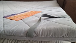 Тонкий матрас-топпер Smart Mattresses Linen полуторный 140x190 см фото от покупателей 2