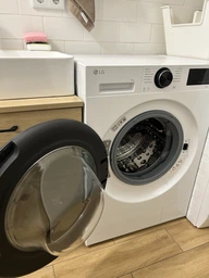 Пральна машина автоматична LG F2X5FS5W фото від покупців 7