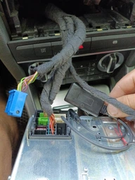 Bluetooth адаптер AUX (12 pin) для Audi AWM BTM-84