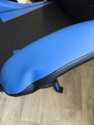 Кресло игровое GAMING CHAIR G-001 с подставкой для ног, цвет черный/серый фото от покупателей 1