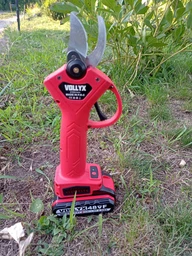 Секатор акумуляторный VOLLYX RED 21V кусторез садовые ножницы + 2 аккумулятора + кейс фото от покупателей 1