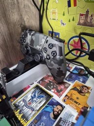 Защитный силиконовый чехол FORTNITE и наклейка на тачпад для геймпада Sony DualSense (PS5) + накладки на стики фото от покупателей 1