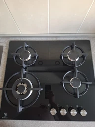 Варильна поверхня газова Electrolux KGG6437K (закалене скло, чавунні решітки, турбо-конф.) 257404 фото від покупців 1