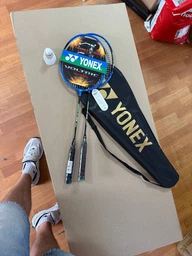 Набор для бадминтона Yonex 2 ракетки, волан, чехол Basic Volt (NE-YN-V500)