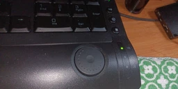 Клавіатура провідна HQ-Tech KB-327F USB 3 кольори підсвічування символів з плавним регулюванням (Red/Green/Yellow) UA/EN розкладка, мультимедійна фото від покупців 1