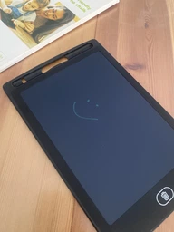 Дитячий графічний LCD планшет Grant, дошка для малювання та записів 8.5" зі стилусом, білий фото від покупців 1