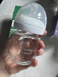 Скляна пляшечка для годування Philips AVENT Natural Повільний потік 120 мл SCY930/01 (8710103990758)