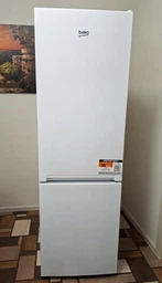 Холодильник Beko RCSA270K40WN фото від покупців 3