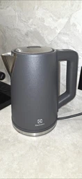 Електрочайник ELECTROLUX E5K1-6ST