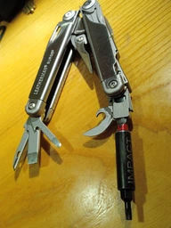 Мультитул Leatherman Surge з синтетичним чохлом (830165)