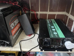 Инвертор Greencell INV11 преобразователь чистый синус 2000/4000 Вт (5902719427909)