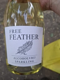 Вино ігристе Free Feather Alcoholfree Sparkling безалкогольне біле напівсолодке 0.75 л (4060573000049)