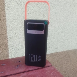 Повербанк Power bank 100000 mAh USB, Type-C, MicroUSB с Led-дисплеем, быстрой зарядкой и встроенными кабелями, белый фото от покупателей 5