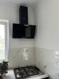 Витяжка декоративна похила PERFELLI DN 6142 BL LED