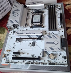 Материнская плата MSI B850 GAMING PLUS WIFI6E (sAM5, AMD B850, PCI-Ex16) фото от покупателей 3