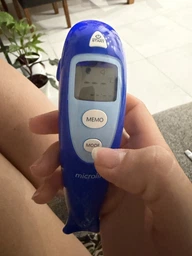 Термометр безконтактний Microlife NC 400 інфрачервоний фото від покупців 1