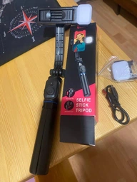 Штатив для телефону смартфону селфі палиця трипод монопод з LED лампою Bluetooth пультом телескопічна тринога селфіпалка висувний регульований поворотний для фото відео зйомки 107 см складний компактний тримач бездротовий з дистанційним керуванням