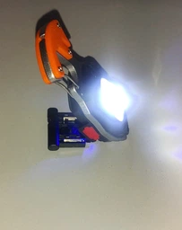 Акумуляторний ліхтар W5147 (7 режимів світіння, LED, прикурювач, ніж, магніт, карабін) - Чорний фото від покупців 1