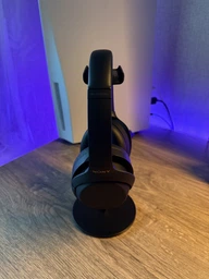 Подставка для наушников New Bee NB-Z7 настольный держатель Black фото от покупателей 1