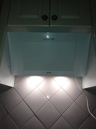 Витяжка ELEYUS VERTICAL 700 60 WH