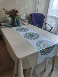 Водостійкі маслостійкі вишиті скатертини 138х180 см Color dots