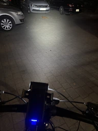 Велосипедна LED фара велосипедний ліхтар з Powerbank передній велофара акумуляторна на кермо фото від покупців 15