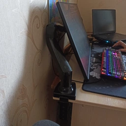 Настольное крепление для монитора RZTK NB-F80 17-30'' до 9кг VESA 75x75/100x100мм Black + кабель USB3.0 1.5 м фото от покупателей 3