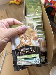 Упаковка влажного корма для взрослых стерилизованных кошек Purina Pro Plan Sterilised кусочки в соусе с курицей 26 шт по 85 г (7613287107602) фото от покупателей 1