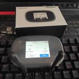 Комплект 4G LTE WiFi мобильный интернет роутер Novatel Verizon MIFI 8800 L + 2 антенны по 5 dB | Скорость до 1200 Мбит/с. Cat.18 | Аккумулятор 4400 мАч | Два выхода под антенну MIMO| Киевстар, Life, Водафон