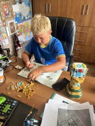 Конструктор LEGO Editions Официальный Кубок мира FIFA 2842 детали (43020) фото от покупателей 1
