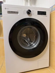 Пральна машина LG серії 6 Motion™ Steam™ F2Y2HS6WE, фронтальна, вузька, 44 см, 7 кг, 1200, клас F/A/B, 10 програм, інверторний, WiFi, дисплей, білий фото від покупців 2