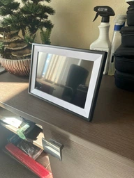 Цифровая фоторамка Frameo 10.1" 32Gb встроенной памяти с сенсорным управлением WiFi электронная рамка для фото приложение FRAMEO сенсорный экран 1280x800 HD IPS интерактивный подарок фотоальбом