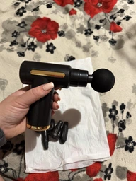 Масажер Портативний ручний перкусійний Mini Massager Gun із вбудованим екраном, акумуляторний фото від покупців 1