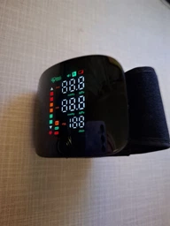 Тонометр автоматический на запястье с голосовым ассистентом цифровой от аккумулятора электронный с USB-зарядкой