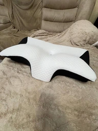 Ортопедична подушка з ефектом пам'яті для шиї та плечей 62×37-8-12 см,Memory Foam,метелик чорно-білий KT7006275 фото від покупців 7