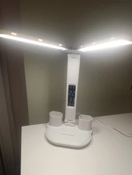 Світлодіодна настільна лампа трансформер на акумуляторі з дисплеєм 12в1 Tech Lamp - багатофункціональна з подвійним джерелом світла, календарем, термометром та тримачем для ручок, біла фото від покупців 15