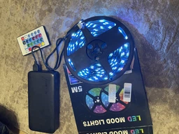 Умная светодиодная Smart LED лента RGB 5050 с Bluetooth приложением комплект 5 метров водостойкая от USB многоцветная самоклеющаяся блютуз диодная лед гирлянда ргб с пультом 5 вольт для подсветки и освещения фото от покупателей 1