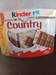 Шоколадні цукерки Kinder Country з молочно-злаковою начинкою 211 г (0362)