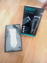 Професійна машинка для стрижки VGR V-10Вт. Потужна та універсальна, для волосся, бороди, тіла (386)