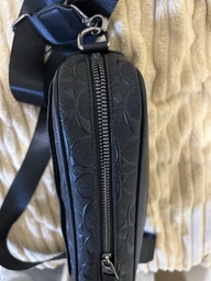 Сумка Coach чоловіча, через плече, чорного кольору