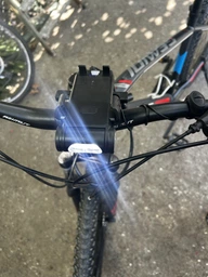 Велосипедна LED фара велосипедний ліхтар з Powerbank передній велофара акумуляторна на кермо фото від покупців 3