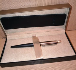 Ручка кулькова Parker JOTTER Bond Street Black CT BP у футлярі MR з чохлом (16 232 a) фото від покупців 1