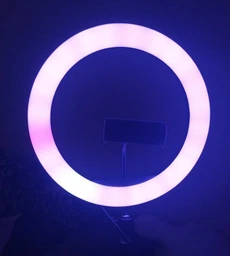 Світлодіодна кільцева LED лампа RGB MJ33 з пультом та штативом 33 см білий/чорний фото від покупців 3